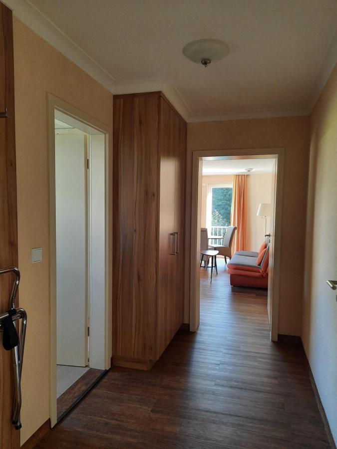 Hotel Karl'S Burg Kölpinsee Екстериор снимка