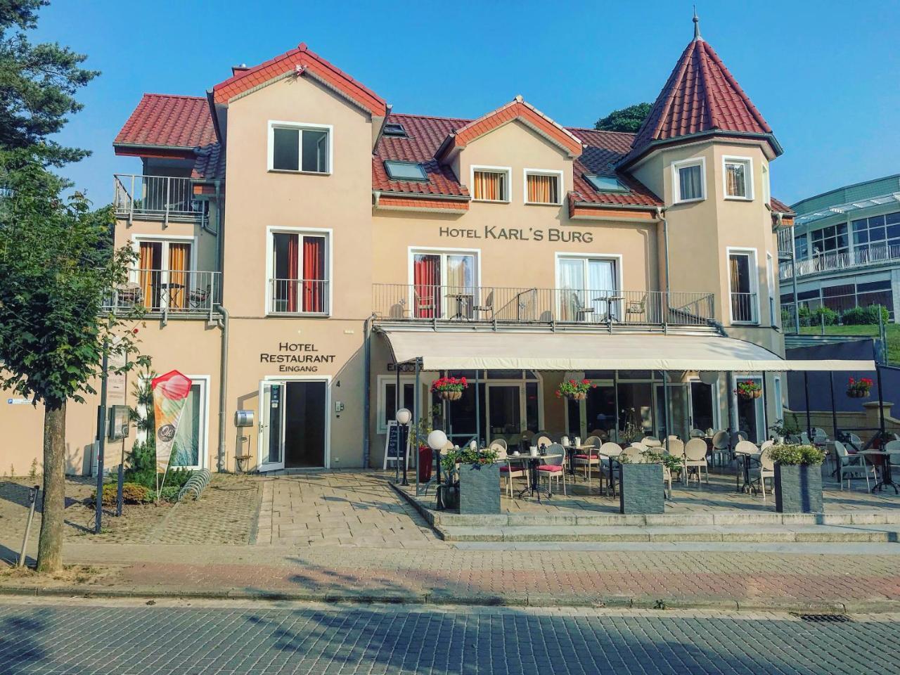 Hotel Karl'S Burg Kölpinsee Екстериор снимка